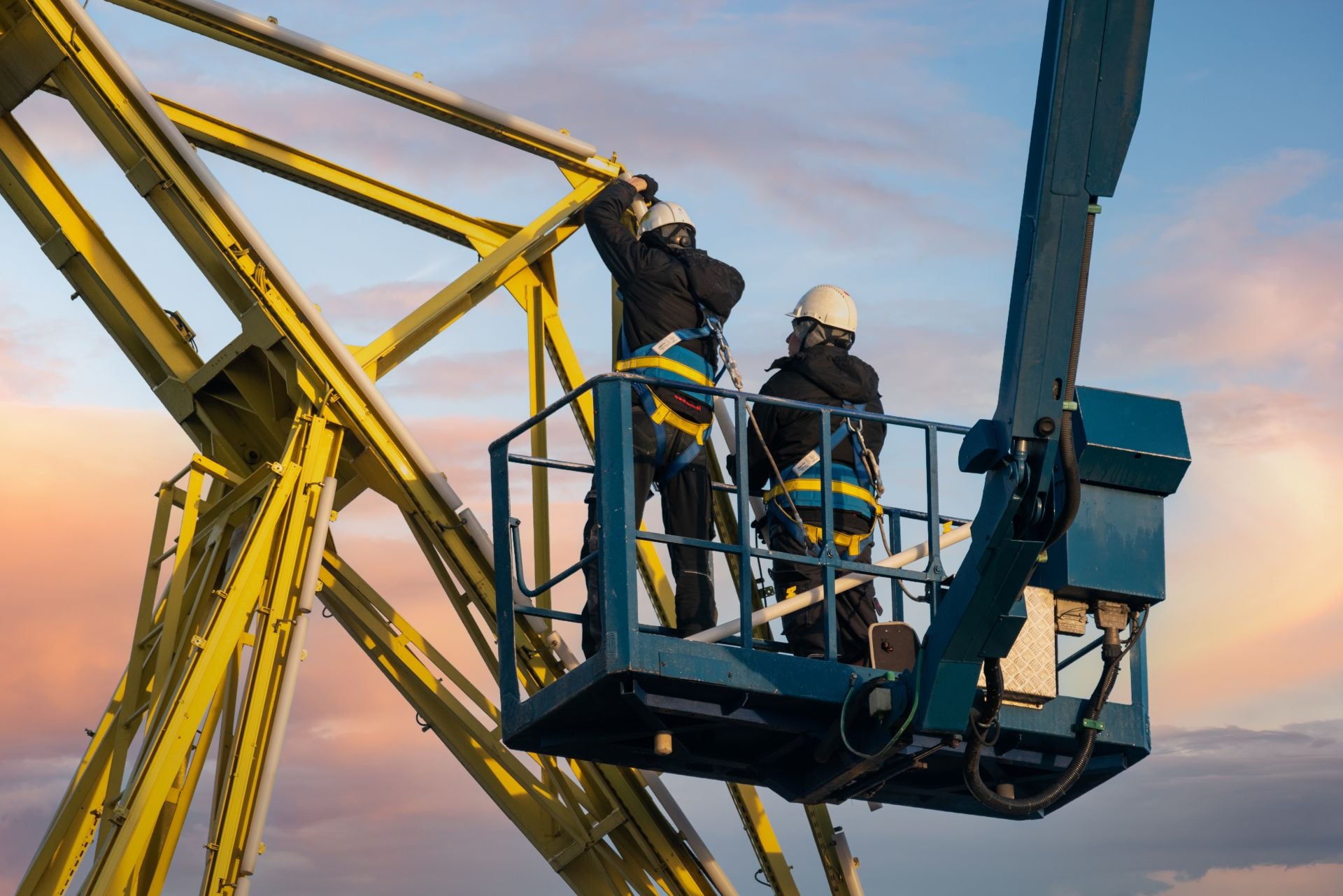 boom lifts